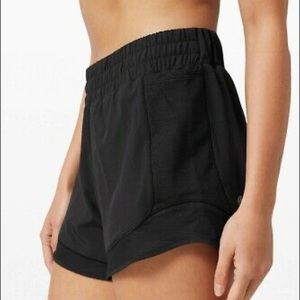 Lululemon Hotty Hot Hi-Rise HR 4" Short Mesh